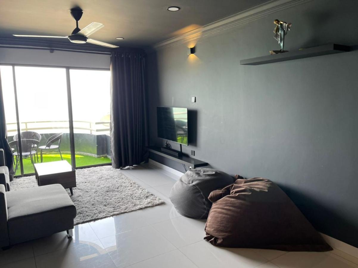 The Arena Tanjung Tuan Port Dickson Apartamento Exterior foto